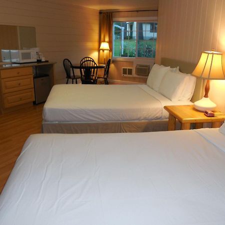 Mountain View Lodge - No Pets Allowed Packwood Ruang foto