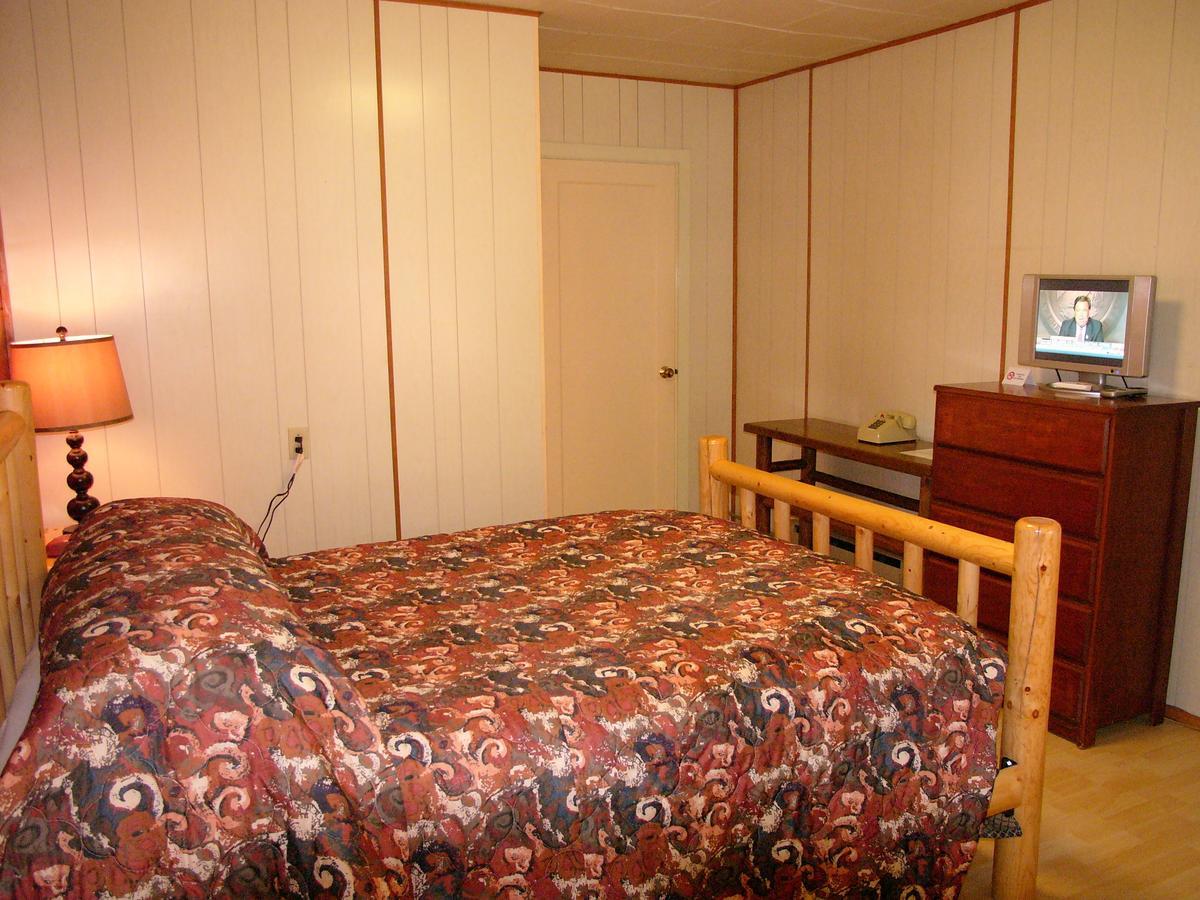 Mountain View Lodge - No Pets Allowed Packwood Bagian luar foto