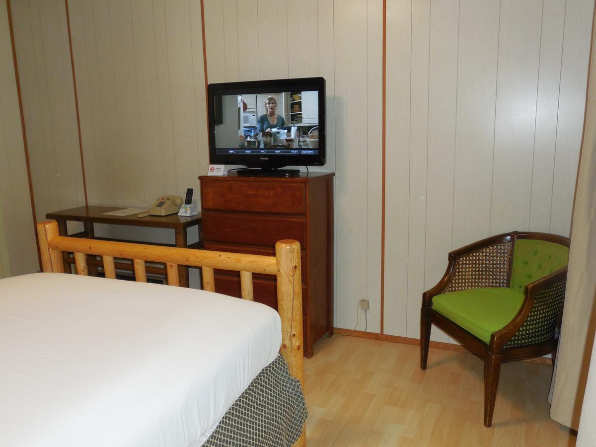 Mountain View Lodge - No Pets Allowed Packwood Ruang foto