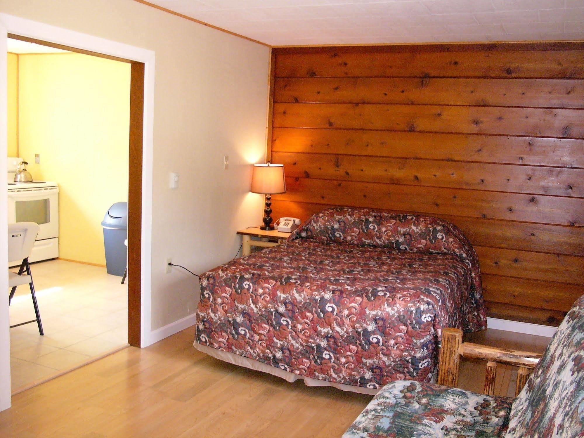 Mountain View Lodge - No Pets Allowed Packwood Bagian luar foto