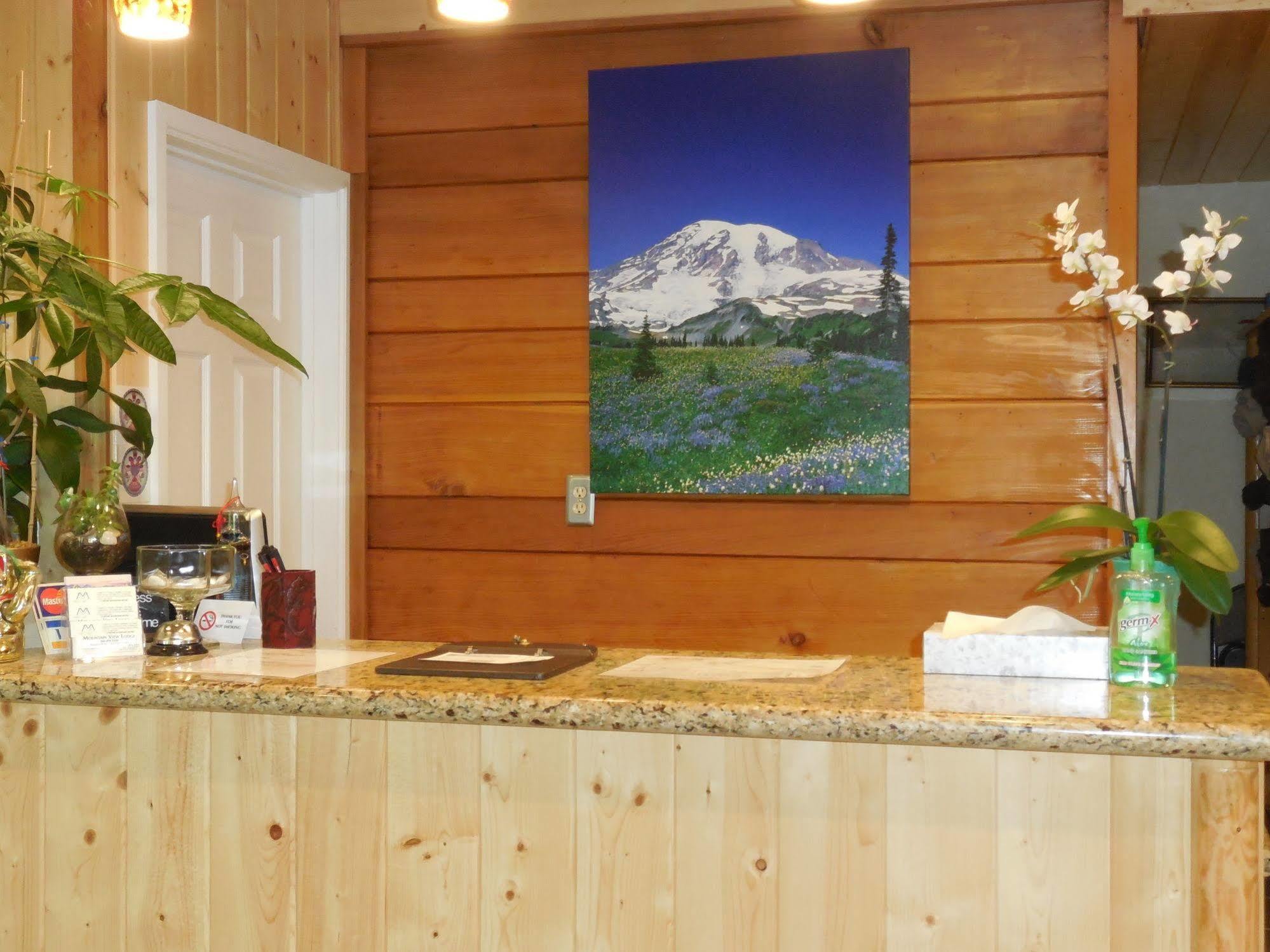 Mountain View Lodge - No Pets Allowed Packwood Bagian luar foto