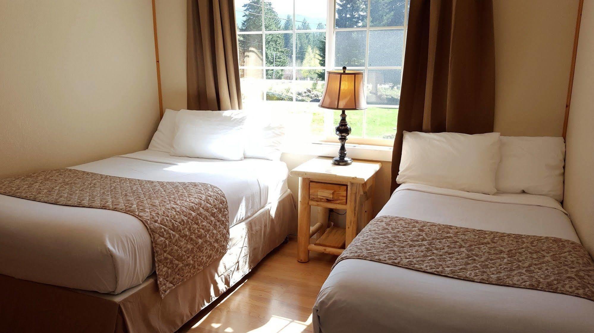 Mountain View Lodge - No Pets Allowed Packwood Bagian luar foto